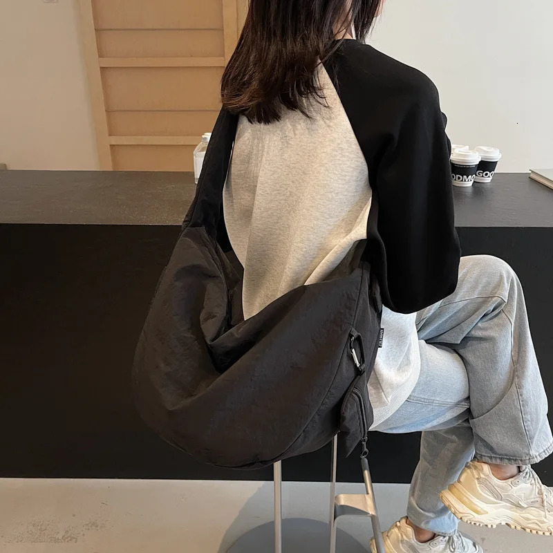 Womens Canvas Handbags - Large Capacity Casual Shoulder Autumn Winter Versatile Crossbody Messenger Bag hot for Women