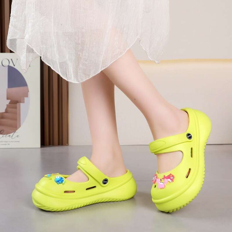 Cave Shoes For Women 2024 New Breathable Non Slip Beach Sandals Mary Jane Baotou Tug Women's Summer Outerwear