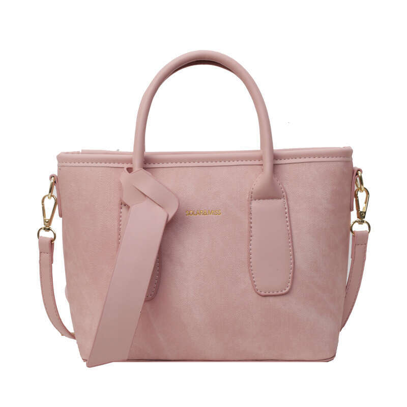 Crossbody women's new style fashionable single shoulder hand-held bucket bag, popular for work and commuting this year