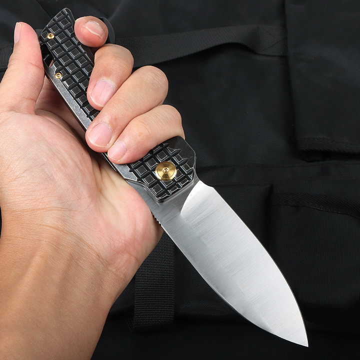 High End Flipper Folding Knife M390 Satin/Titanium Coating Blade CNC TC4 Titanium Alloy Handle Outdoor Camping Hiking Fishing Ball Bearing EDC Pocket 