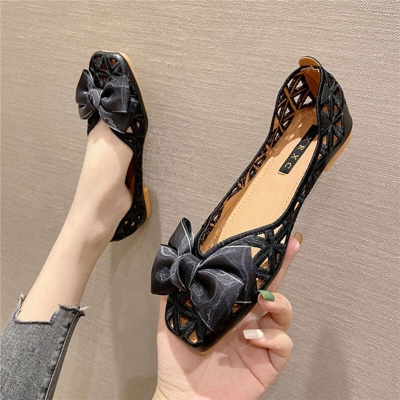 2023 Spring/Summer New Fashionable Hollow Out Ladle Women's Grandma Square Head Follow For Women Soft Bottom Flat Bean Shoes