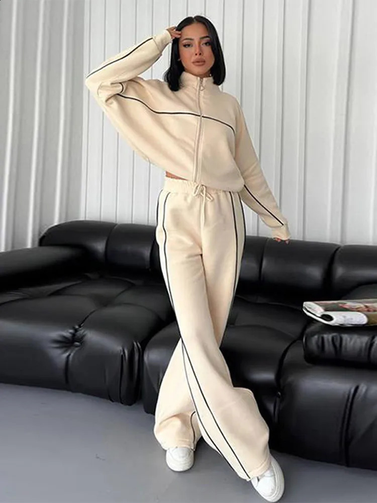 Sport Stripe Sweatshirt Two Piece Set Women White Turtleneck Long Sleeve Elastic Waist Pant Sets Female 2024 Autumn Winter 241105