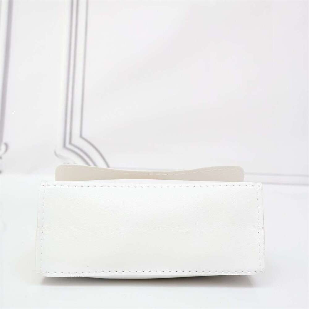 Designer Bag Women Fashion Simplicity Solid Color Handbag Niche Design Silk Scarf Mini Chain Single Shoulder Crossbody Bag Bandolera handbag