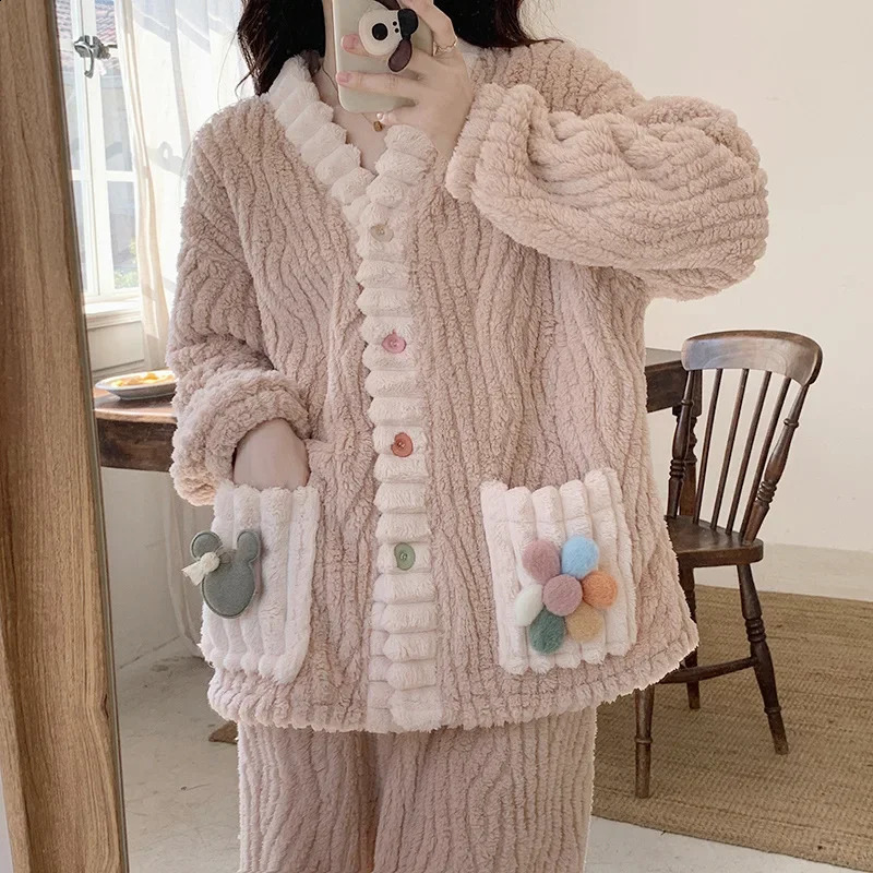 Thickened Warm Flannel Women Sleepwear Loungewear Cardigan Suit Winter Sweet Kawaii Soft Fairy Wind Ladies Pajamas Homewear 241105