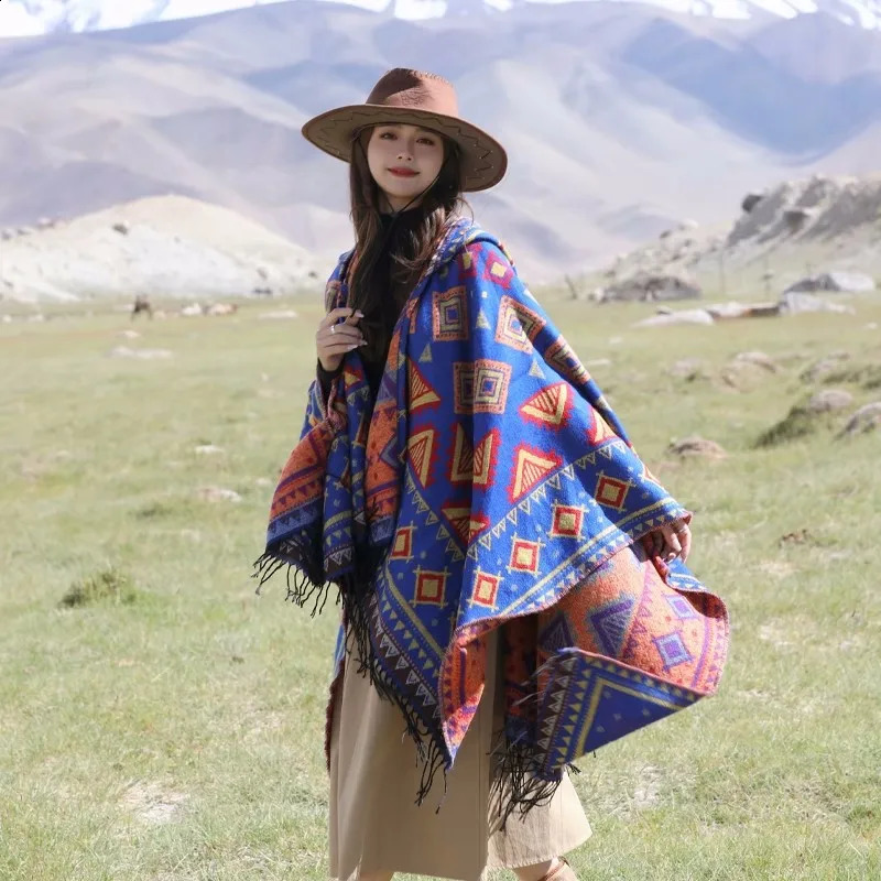 Vintage Geometric Print Hooded Poncho Women Warm Tassles Cloak Spring Autumn Cashmere Shawl 241105