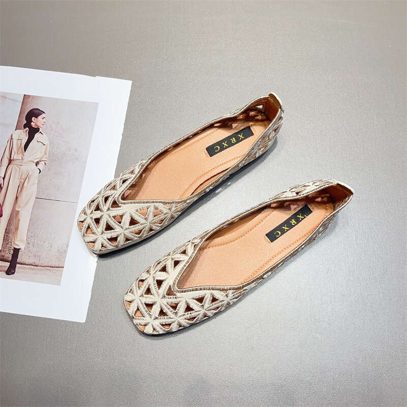 Cave Sandals Women's Spring And Summer New Style Square Toe Versatile Comfortable Soft Sole Hollow Out Single Breathable Flat Shallow Mouth Scoop