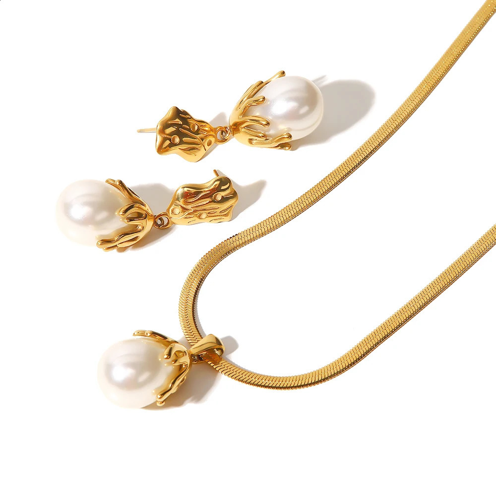 Youthway Exquisite Fashion Stainless Steel PVD Plated 18K Gold Baroque Drop Earrings Necklace Set Waterproof Jewelry Sets 241105