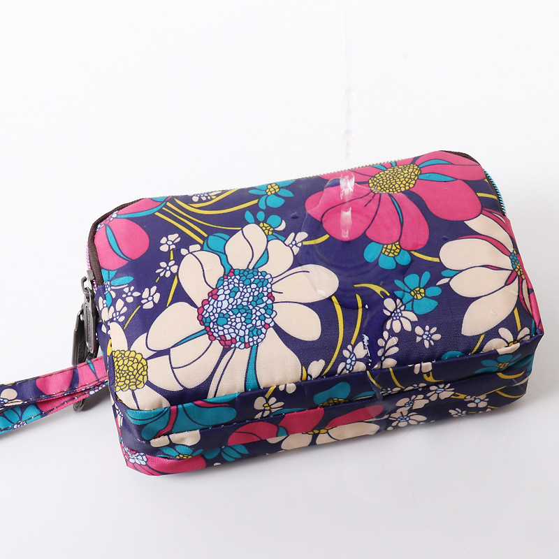 New Long Designer Mobile Wallet Fabric Dressing Bag For Women's Small Handbag