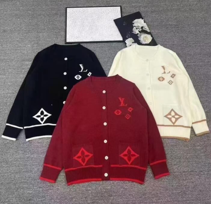 Luxury brand Women's Sweater winter new women clothing full-print presbyopia knitted cardigan jacket Korean loose letters V neck button sweater