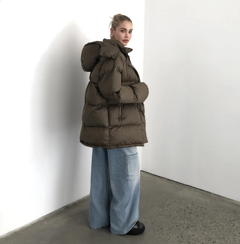 2024 Women Winter Jacket coat Stylish Thick Warm fluff Parka Female water proof outerware coat 241105