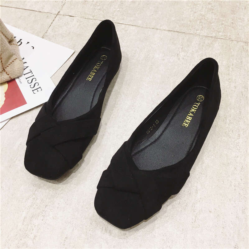 2023 Autumn New Korean Edition Versatile Square Head Shallow Mouth Black Flat Bottom Single Women's Professional Work Shoes For Women