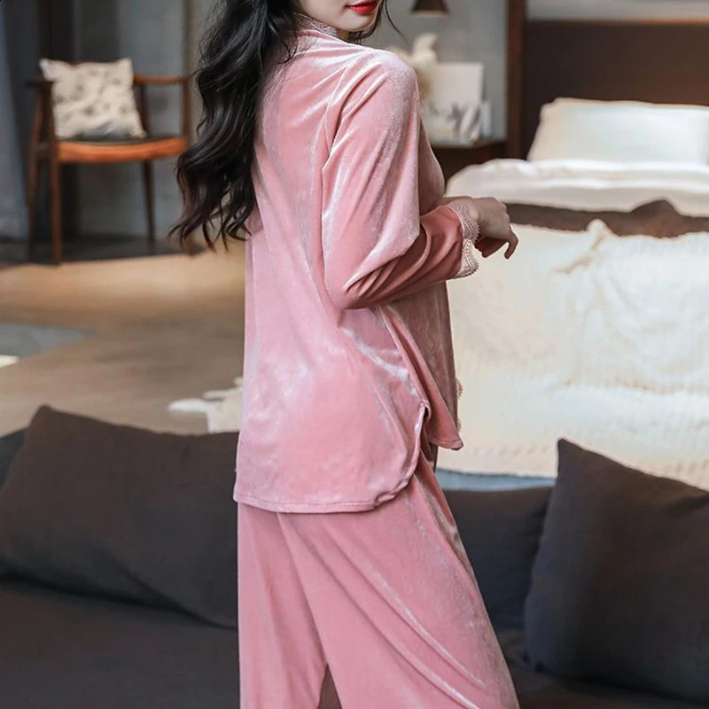 Long-sleeved Sexy Lace Plus Size V-neck Nightwear Homewear Pajamas Female Fall And Winter Cardigan Suit Spring Velvet 241105