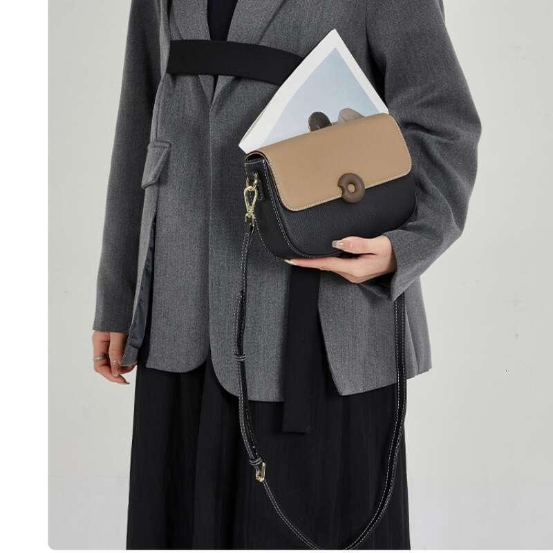 Designer Bag YANATARI Luxury Female Crossbody Bags Tofu Small Square Shoulder Bag Women Bags New Fashion 2024 Genuine Cowhide Leather Satchel