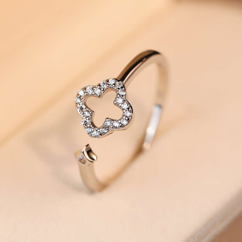 Fashion Hot Sterg New Four Jewelry Sier Leaf wer Rings for Women Chic Hollow Zircon Opening Ins Finger Ring Wedding Jewelry Wholesale
