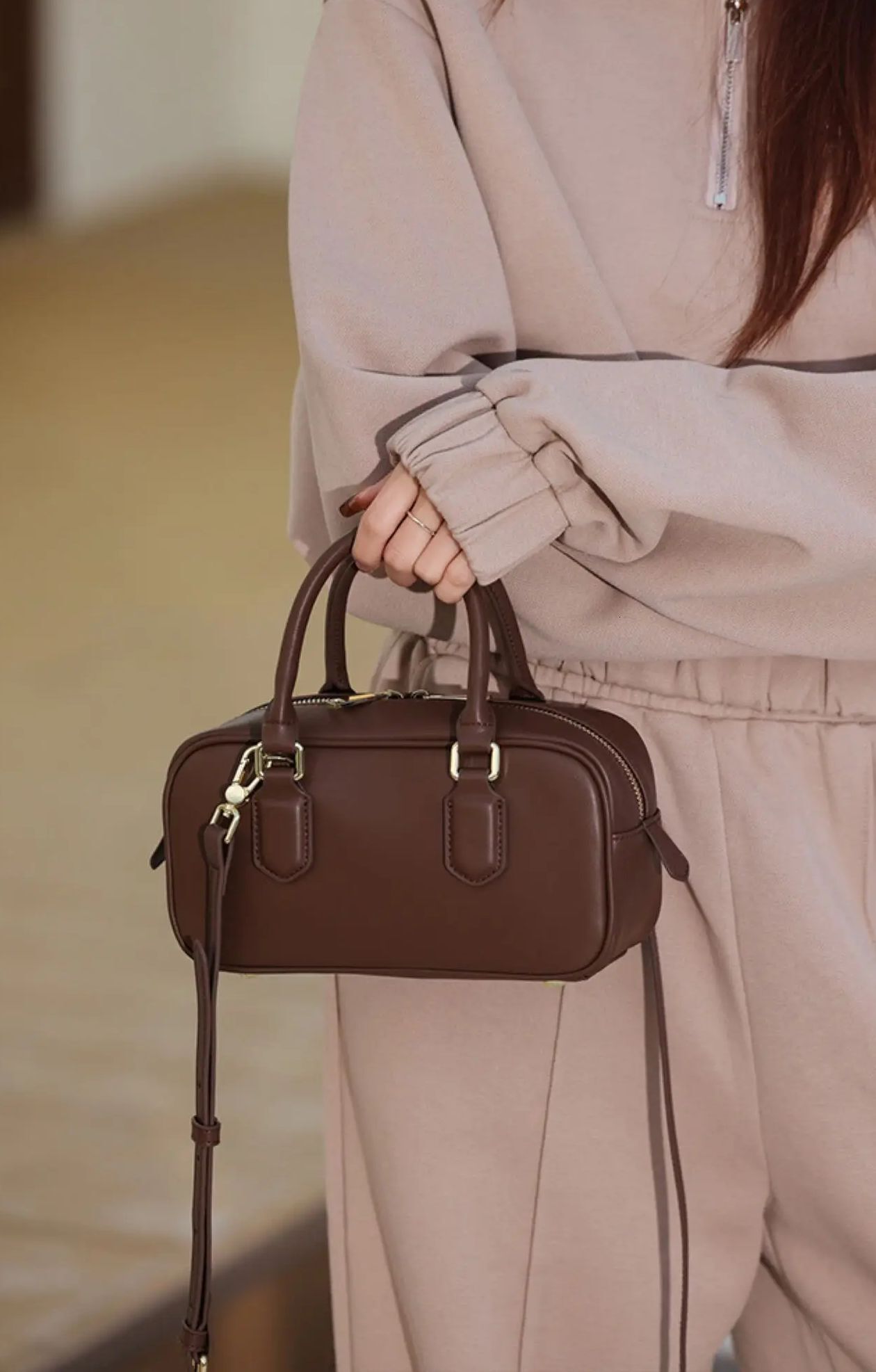 Oxford Clutch Bags Shape In Trapeze With Beige Black Brown or Coffee Fashion Big Bags For Female Purses Trendy