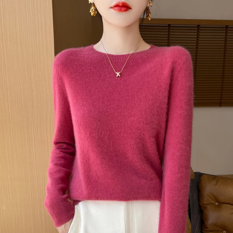 100% Merino solid color sweater ladies autumn and winter solid color O-neck long sleeve warm fashion loose knit sweater 241105