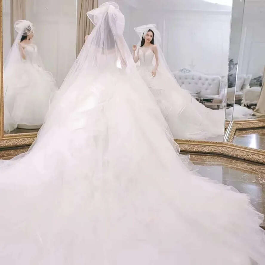 Ball New Arrival Gown Wedding Dresses Strapless Ruffles Wave Hidden Zipper Bridal Gowns A E Dresss With Sweep Train s