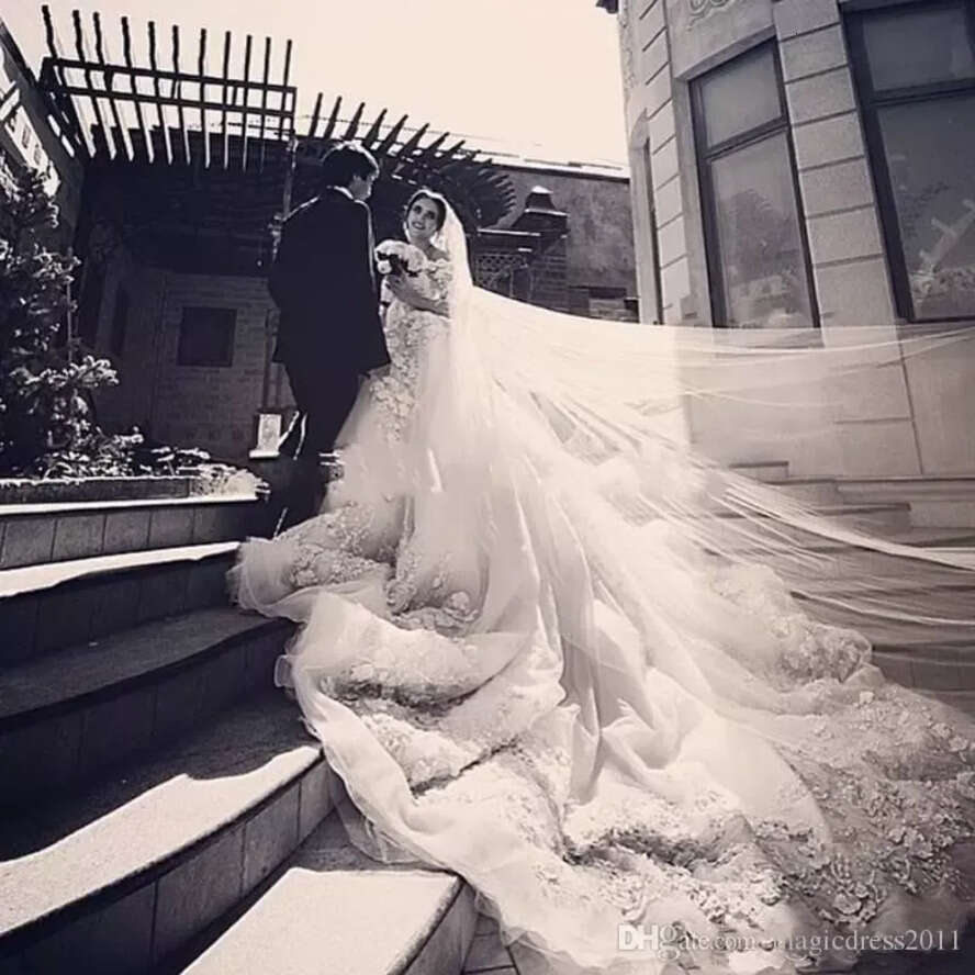 Michael Cinco Castle Church Wedding Dresses A E Off The Shoulder With Long Sleeve Modest D Ral Lace Cathedral Train Bridal Gowns
