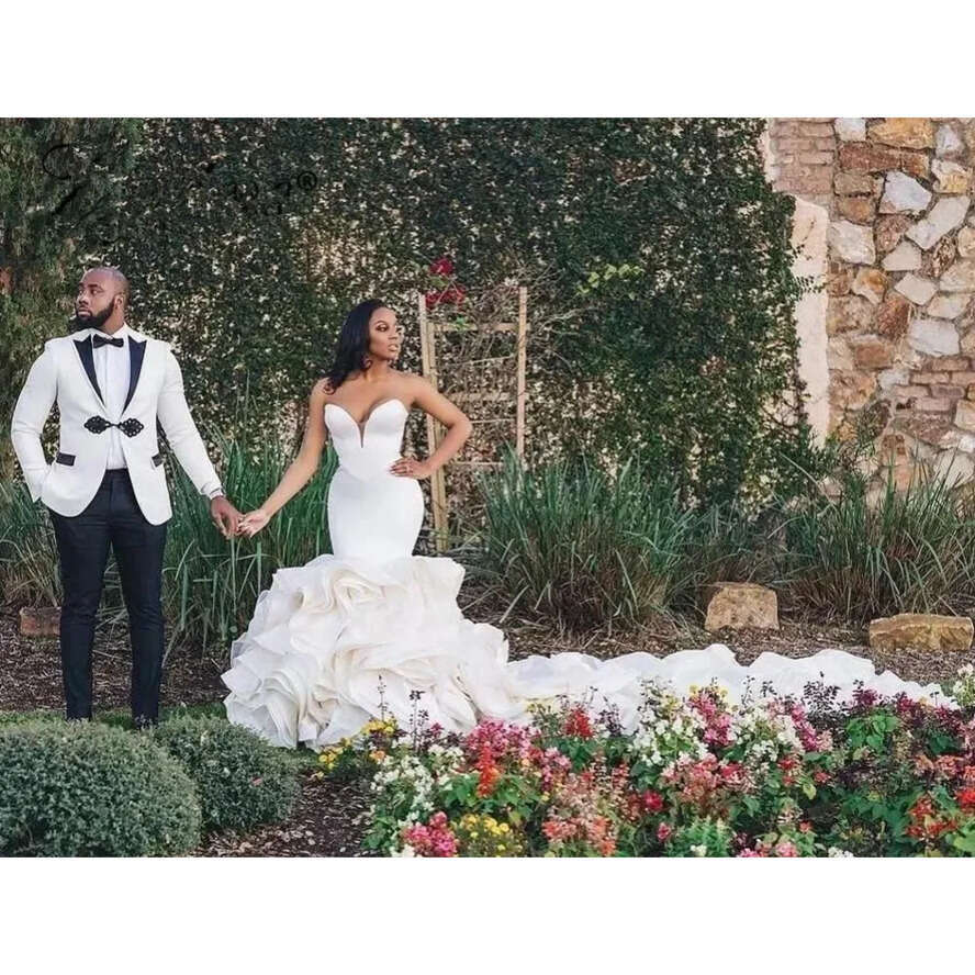 Vintage Mermaid Wedding Dresses Urious Sweetheart Bridal Gowns Cathedral Train Cascading Ruffles Tiered Satin Plus Size African Nigerian Fishtail