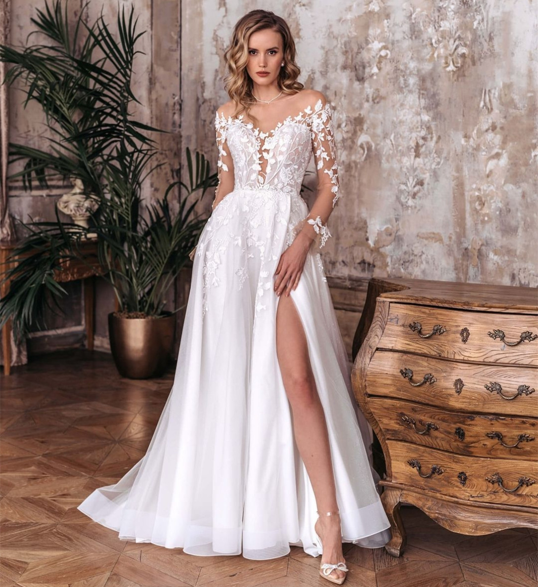 Made Long Custom Sleeve Lace Wedding Dresses With Slit A-E White Tulle Sweep Train Bridal Dress Vestido De Noiva For Women