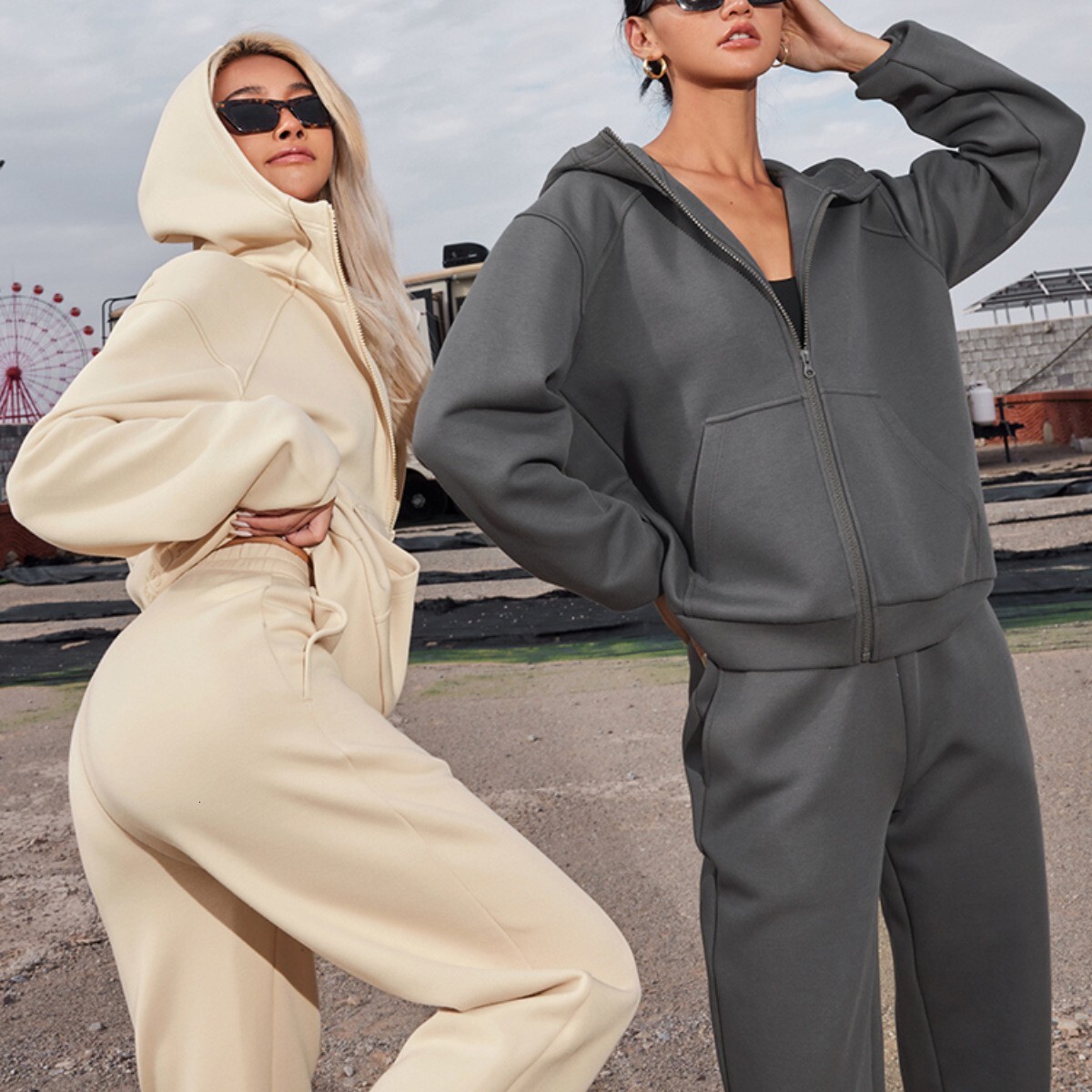 2024 Spring And Autumn Solid Color Hooded Long-Sleeved Feet Set Sports 2 Piece Zip-Up Cardigan Top Women's Clothing