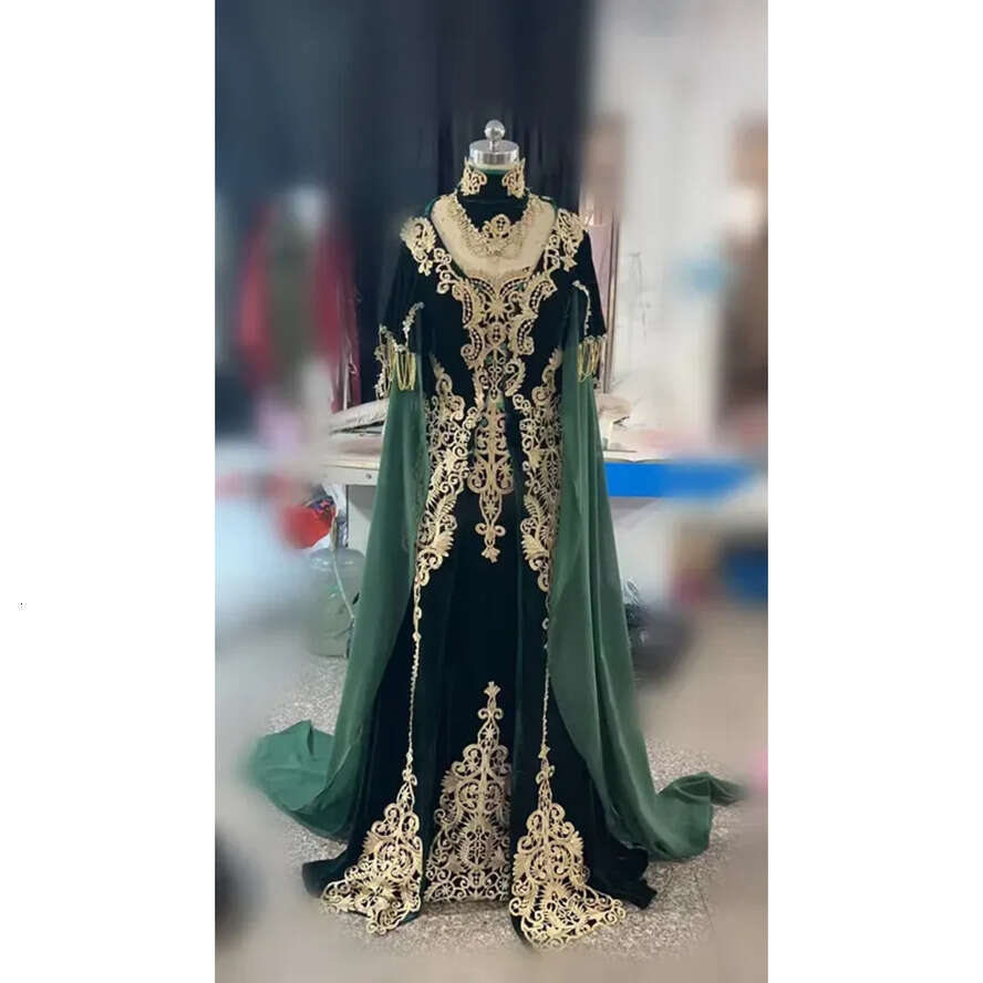 Blue Middle Navy East Evening Formal Dresses With Cape Long Sleeve Gold Applique Lace Marrocan Caftan Prom Ocn Dress