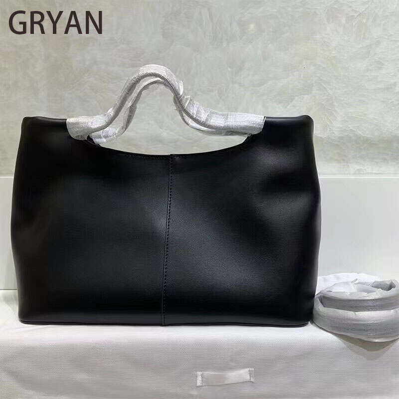 Soft Cowhide Tote Minimally Designed Large Capacity Handbag Vintage Versatile Women's Shoulder Classical Crossbody Bag