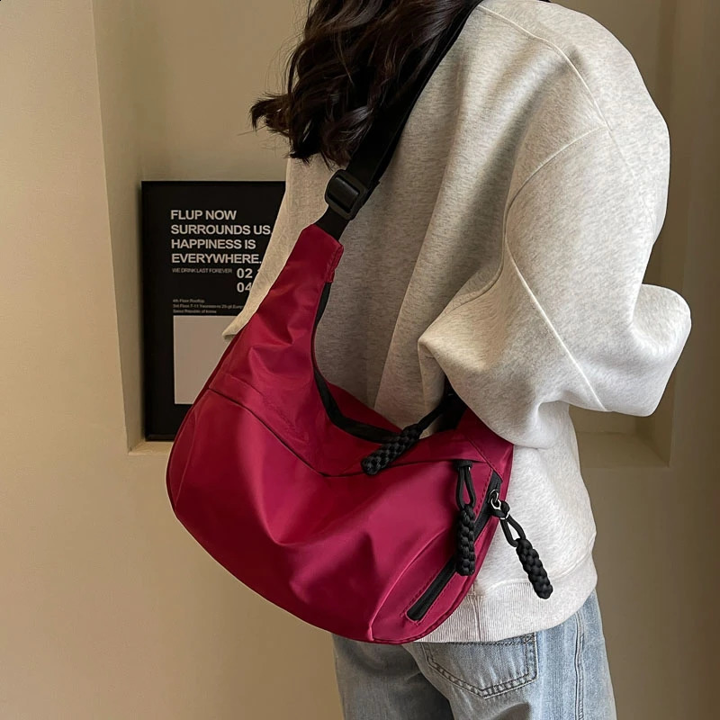 Nylon Zipper Womens Cross Body Bag Casual Edition Youth Fashion Womens Shoulder Bag Bolsas Para Mujeres 241105