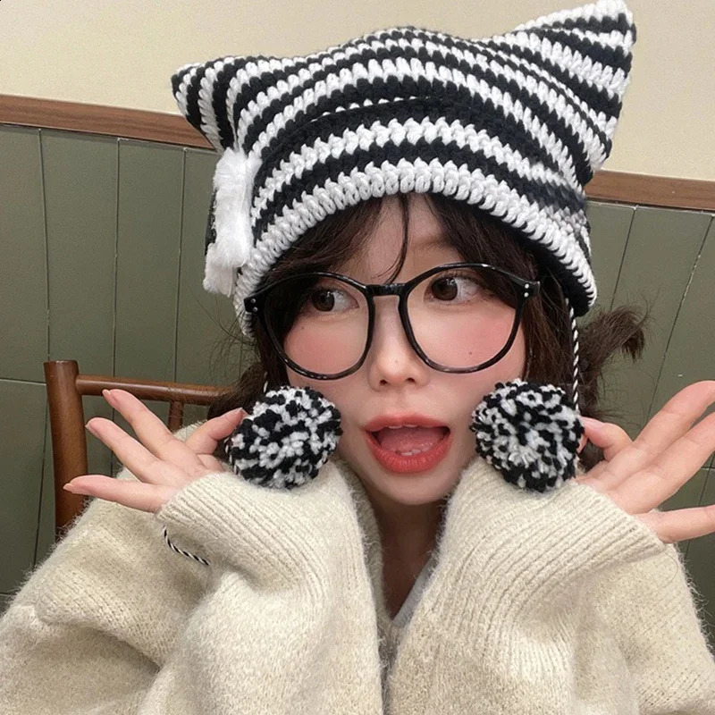 Y2K Cute Star Devil Knitted Beanie Hat Ins Skullies Striped Knitting Wool Cap Autumn Winter Cat Ears Pointed Pullover Women Hats 241105