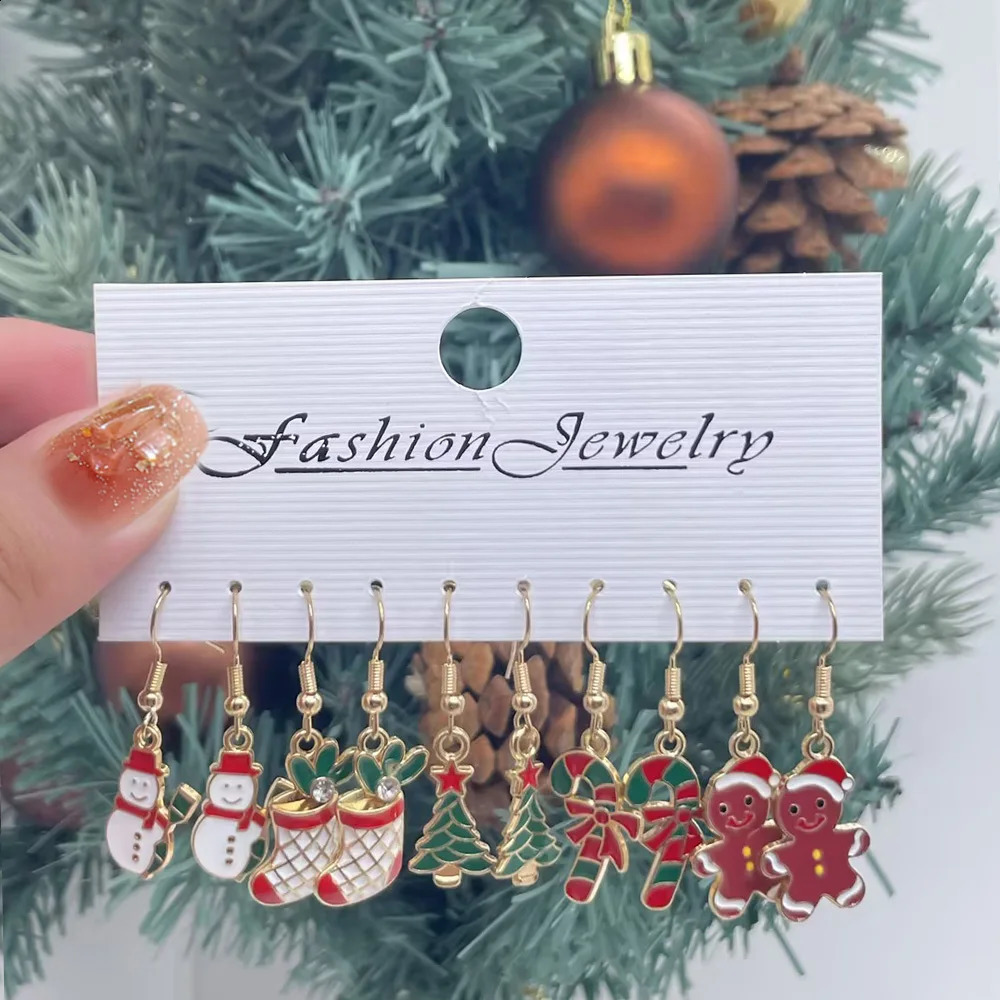 10 Pairs of Womens Christmas Earrings Holiday Pendant Tree Snowflake Bell Reindeer Jewelr 241105