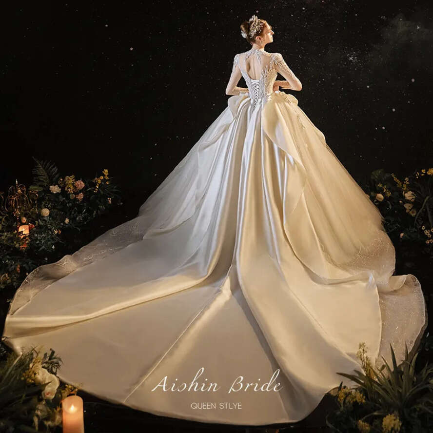 Long Sleeve New Dress Elegant Pearls Beads Wedding Bride Gowns White D Ral Lace Applique Neck Sweep Train A E Arabic Dubai V De Noiva Rabic