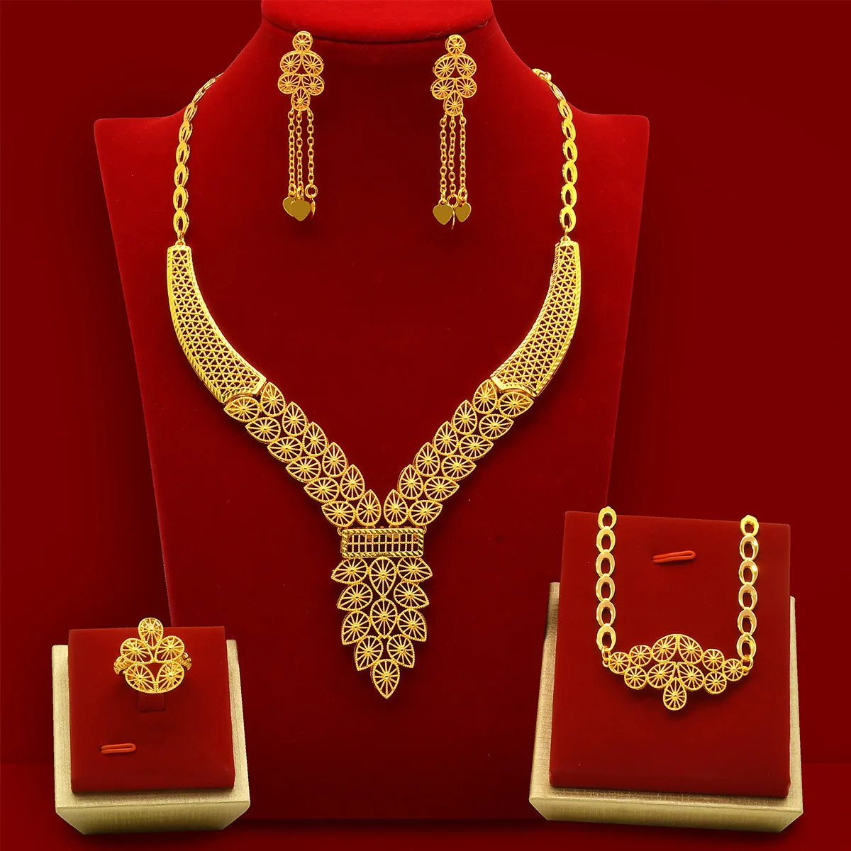 Dubai Gold Bracelet Necklace Earrings 4-piece Set for Women 24K Gold Plated Bracelet Charm Wedding Jewelry241105