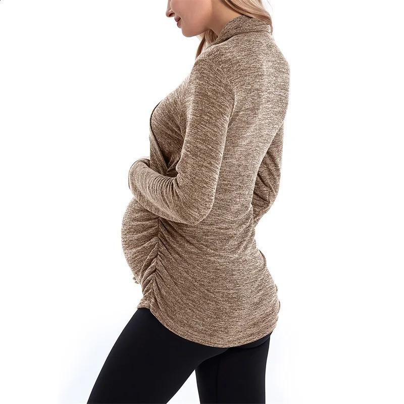 Pregnant womens floral sweaters long sleeved nursing tops autumn and winter pregnant womens feeding clothing 241105