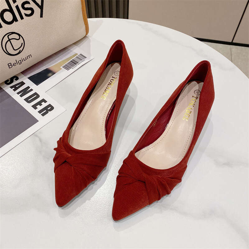 Korean Version 2023 New Fabric Shallow Mouth Pointed Toe Elegant And Versatile Thin Cat Heel Trendy Women's Single Shoes