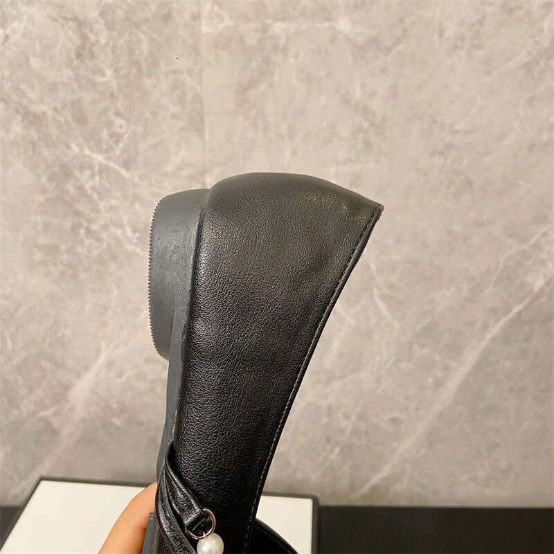 French Pearl Decoration Single Shoe For Women's Spring And Summer New Style, One Foot Shallow Mouth Pointed Soft Leather Side Empty Flat Bottom E