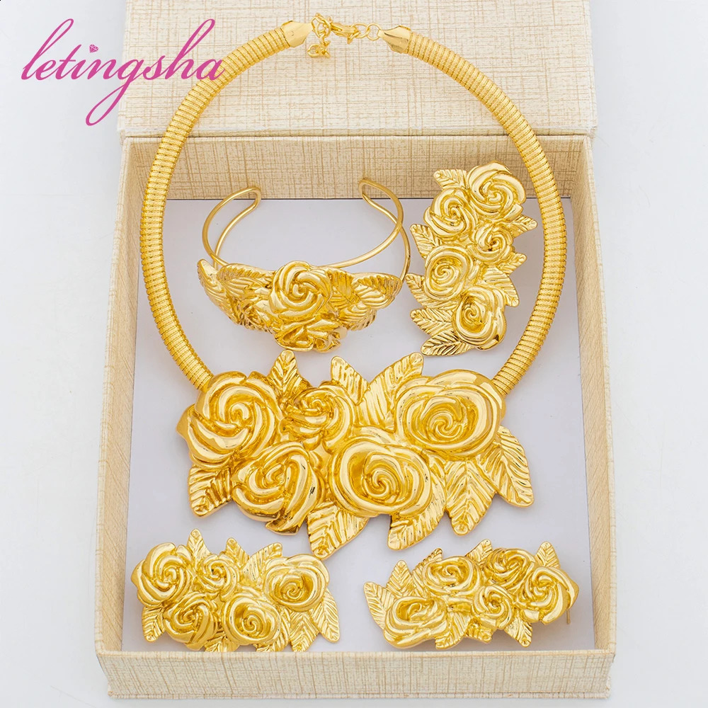 Dubai Classic Big Flower Pendant Jewelry Set for Women African Gold Plated Necklace Earrings Bangle Ring Set Wedding Part 241105