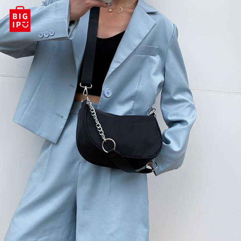 Designer Bag Fashion Messenger Bag Woman Summer Retro Style All-Match Black Chain Underarm Shoulder Bag Ladies Casual Handbag Crossbody Bag Saddle bag