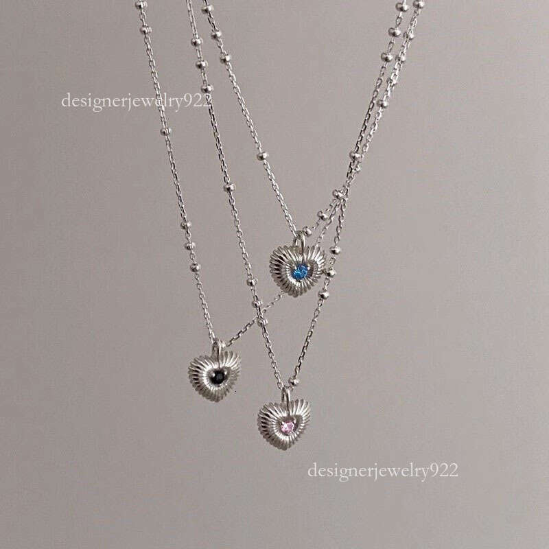 Elegant Sterling Silver Vertical Diamond Patterned Small Heart Necklace for WomenDesign with Personalization Option