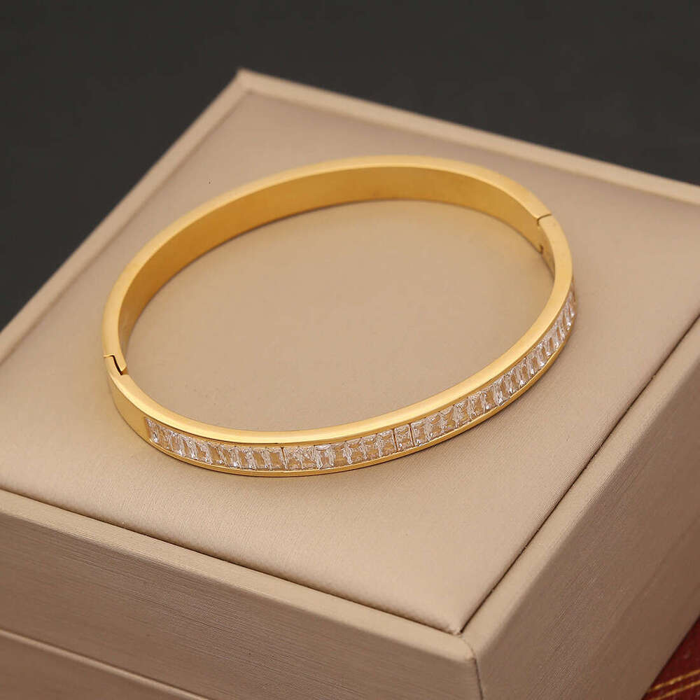 New Jewelry Cubic Waterproof Fashion New Hot Zircon Bangles Stainless Steel Bracelets Tarnish Free Jewelry for Women Factory Wholesales Customize
