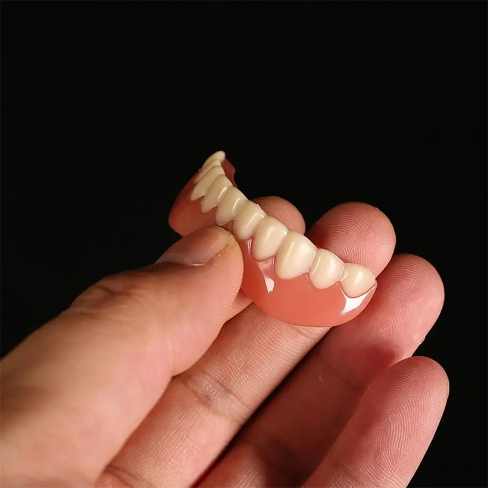 False Teeth Silicone Upper Lower Veneers Teeth Braces Dentures Paste Dentures Temporary Fake Tooth Fake Teeth Whitening Tool 241105