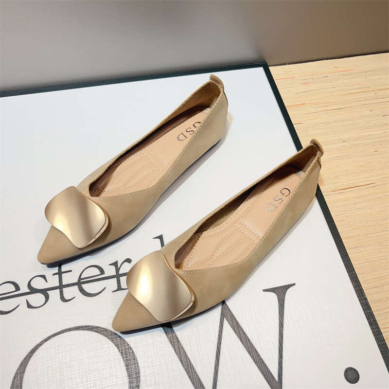 French Pointed Single Women's Korean Version Fashion New Item Leather Soft Sole Square Buckle Shallow Mouth Gentle Flat Bottom Fairy Style Scoop 