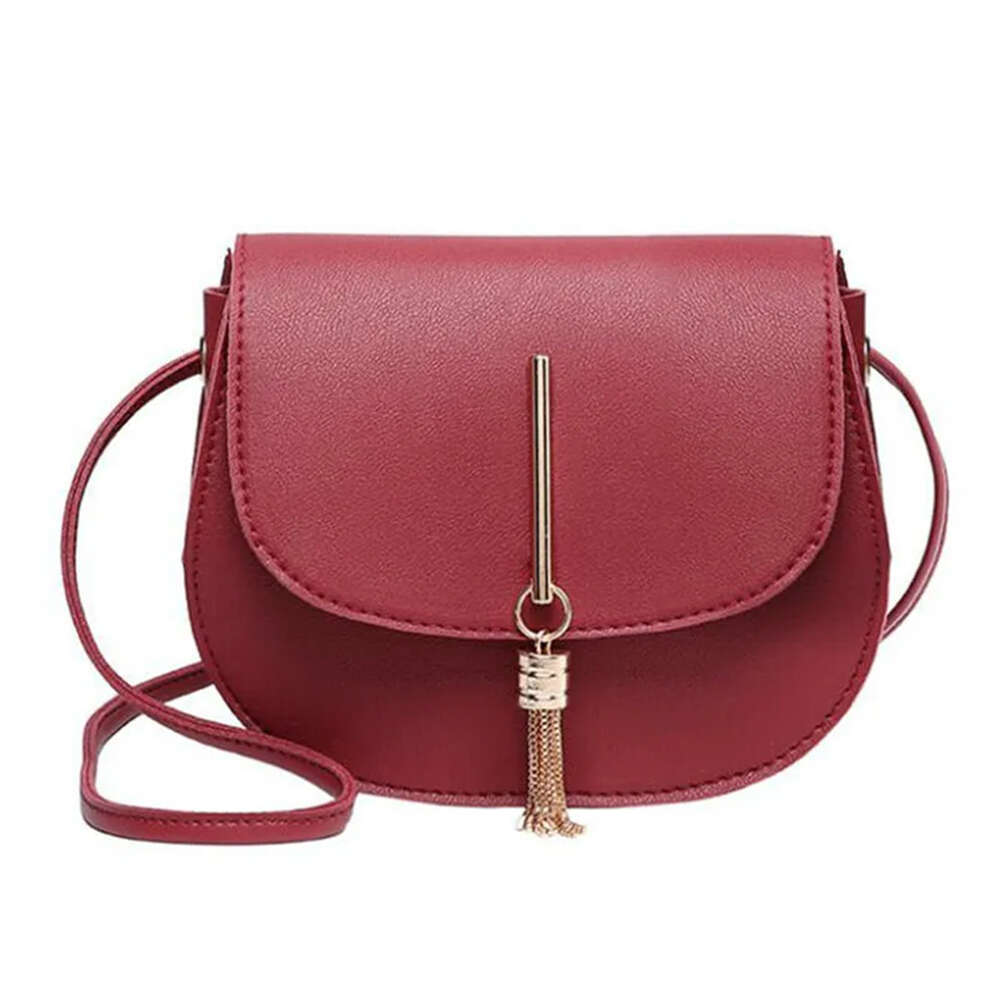 Designer Bag New Golden Tassel Double Layer Semi Circle Solid Color Shoulder Saddle Bag Fashion Casual Women Small Square Bag Crossbody Mini Saddle ba