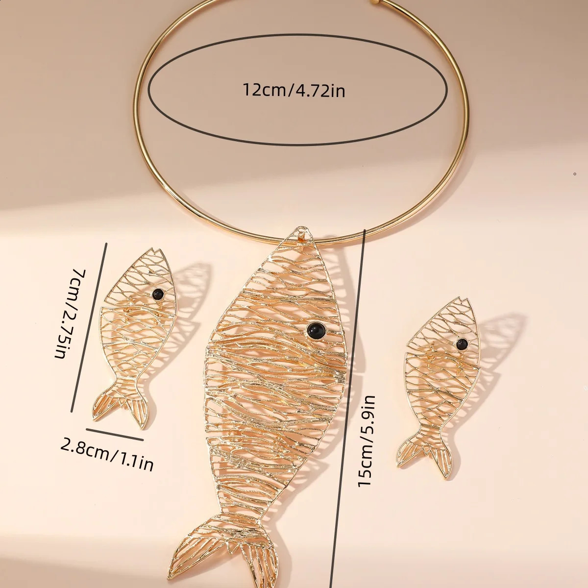 Hip Hop Metal Small Fish Pendant Collar Fashion Golden Hollow Out Small Fishes Earrings Necklace Set for Woman Jewelry Gift 241105