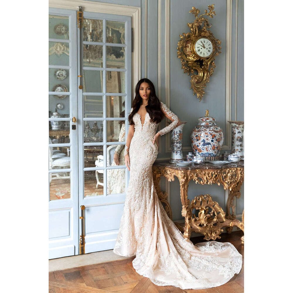 Sexy 3D-Lace Mermaid Wedding Dresses Deep V-Neck Backless Ball Gown Sweep Train Bridal Gowns Dress Customized Vestidos De Novia
