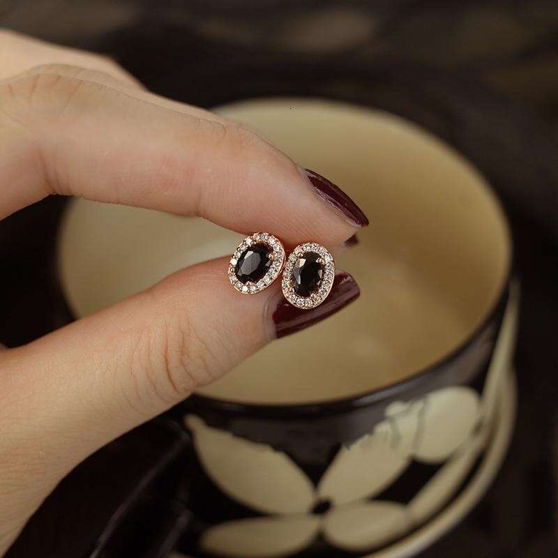 Sterg Sier Inlay Zircon Black Agate Earrings for Women High Quality Exquisite Jewelry Accessories