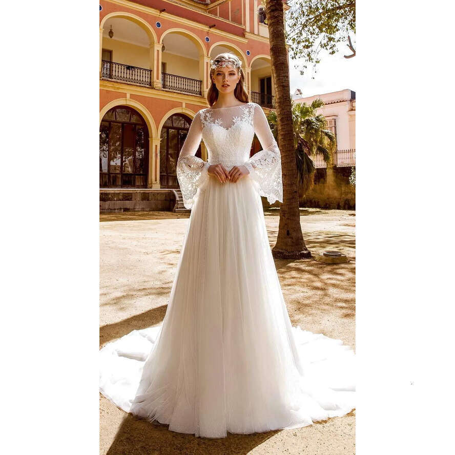 Bohemian A E Dresses Bell Long Sleeves Lace Appliques Hollow Back Court Train Beach Wedding Dress Bridal Gowns Boho Vestidos