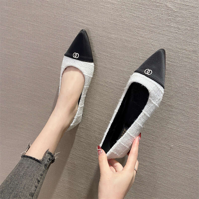 Xiaoxiangfeng Shallow Mouth Pointed Single Shoe Women's Spring And Summer New Korean Version Temperament Versatile Rhinestone Soft Sole Flat Shoe