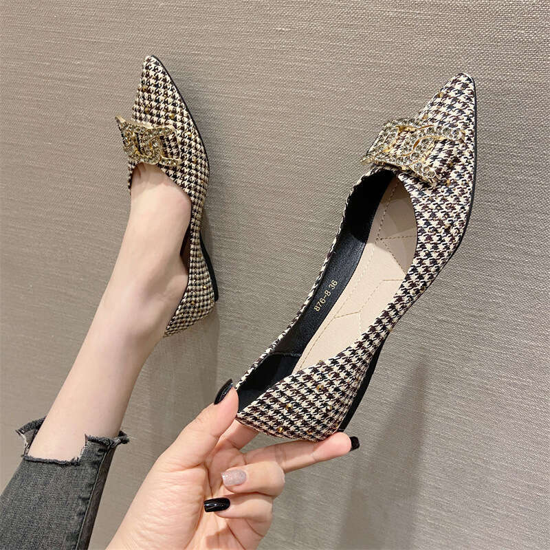 Single Shoe Spring New Pointed Shallow Mouth Rhinestone Decorated Flat Bottomed Soft Soled 2023 Thousand Bird Grid Interior Height Increasing Women�