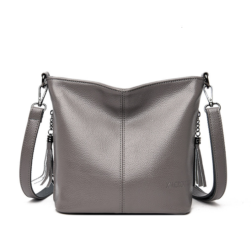 New designer hot selling women's single shoulder sloping soft leather small square bag trendy bag