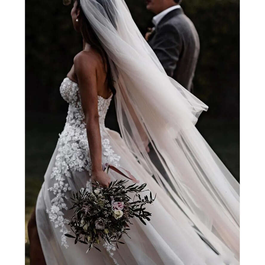 A E Wedding Dresses Country New Bohemia Summer Beach Sweetheart Sleeveless Lace Appliques Crystal Beads Split Tulle Formal Bridal Gowns